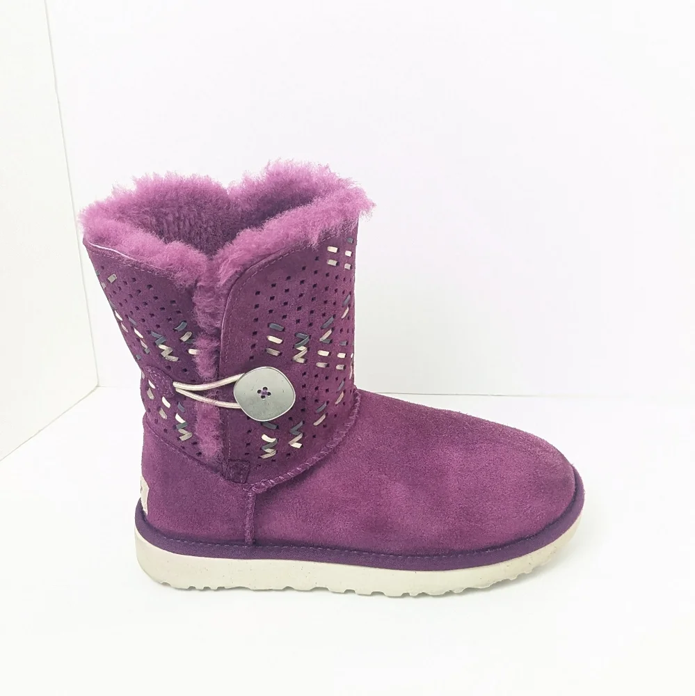 UGG Bailey Button Tehuano Boots - Picture 2 of 16